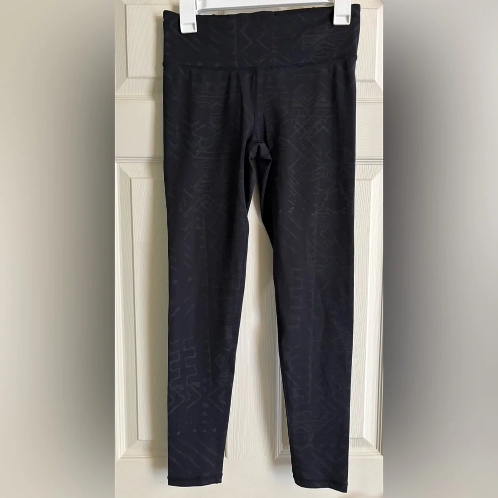 FP Movement by Free People Black Patterned Active Yoga Leggings